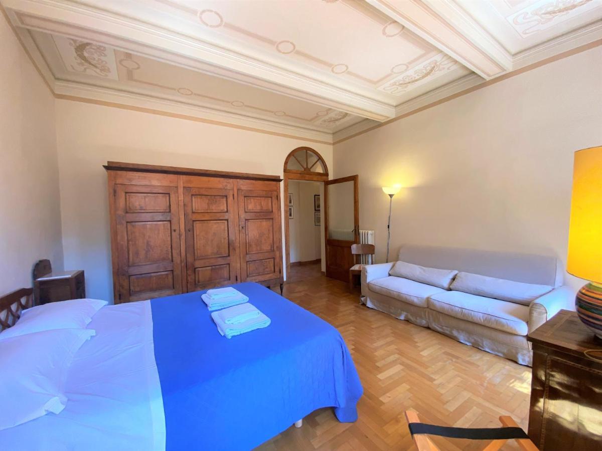 La Fonte-With Balcony Close By Piazza Del Campo Siena Dış mekan fotoğraf